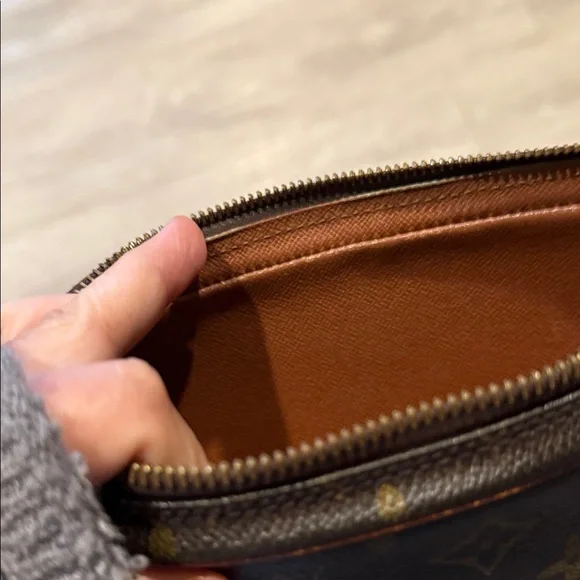 Louis Vuitton Brown Monogram Wristlet - Picture 6 of 14